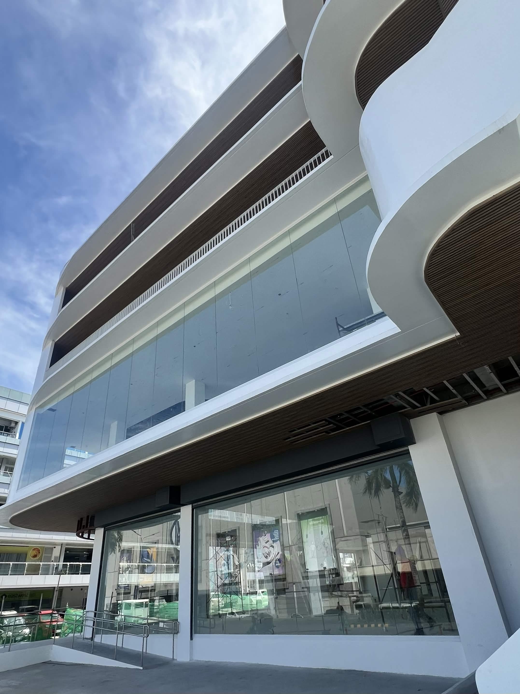 S Building - photo 1